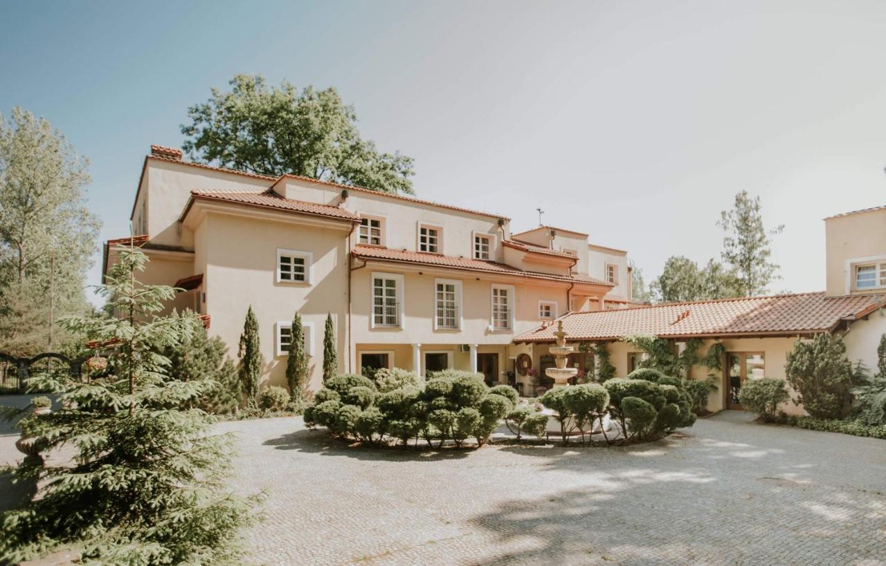 Villa Toscana Warszawa Exterior photo